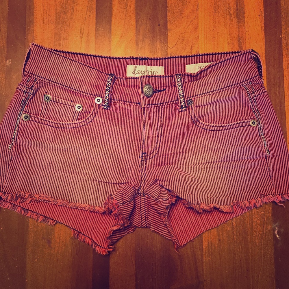❗️PRICE FIRM❗️Red Striped Shorts